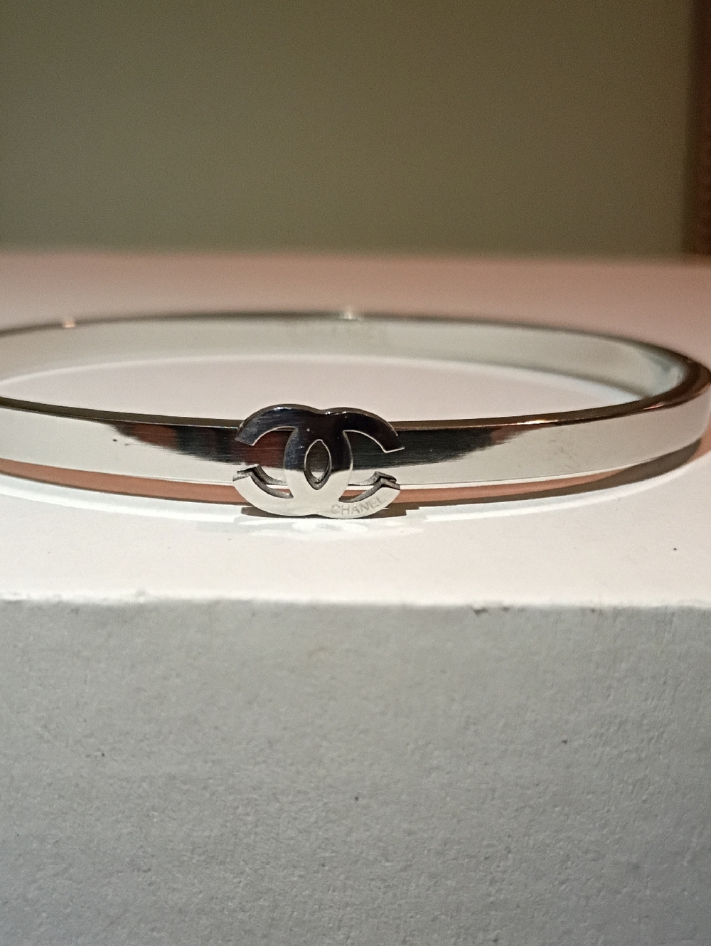 New Silver Tone Interlocking CC Slim Bangle